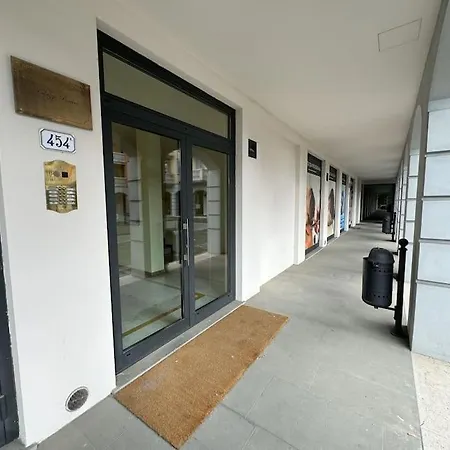 Galleria Degli Artisti Apartamento