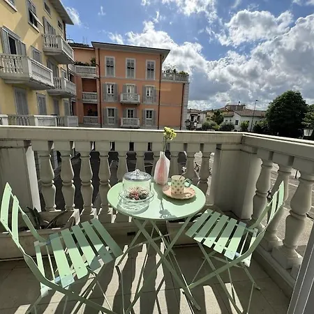 Galleria Degli Artisti Apartment Lucca